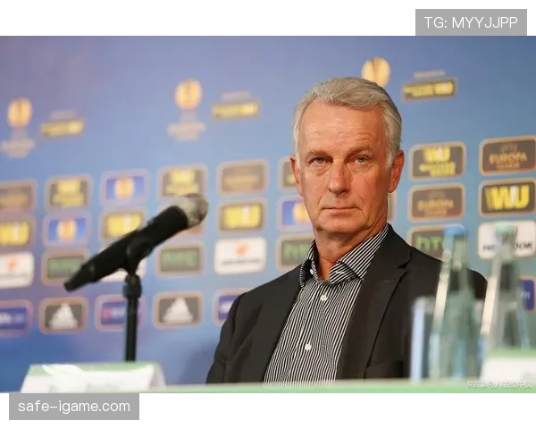 智利队中路渗透奏效 助力球队取得关键胜利