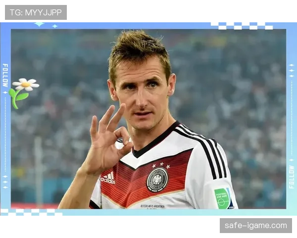 贝肯鲍尔“自由人”战术革新再引热议：球员自主权成现代足球新焦点