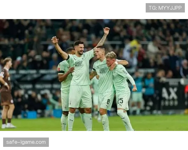 门兴青训体系再创辉煌，年轻才俊表现稳健，未来发展备受期待