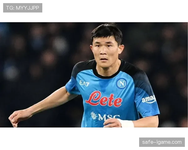 金玟哉德甲赛季表现稳健，入选官方最佳阵容候选