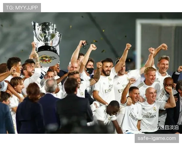 皇马中锋短缺问题凸显，阵容深度对赛季走势形成制约