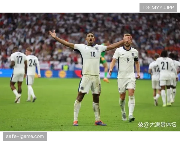 赖斯与贝林厄姆:英格兰中场双核战术角色及攻守平衡差异解析 赖斯与贝林厄姆:英格兰中场双核战术角色及攻守平衡差异解析